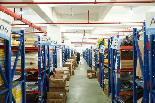 誰在武裝中國制造的酒店管理？